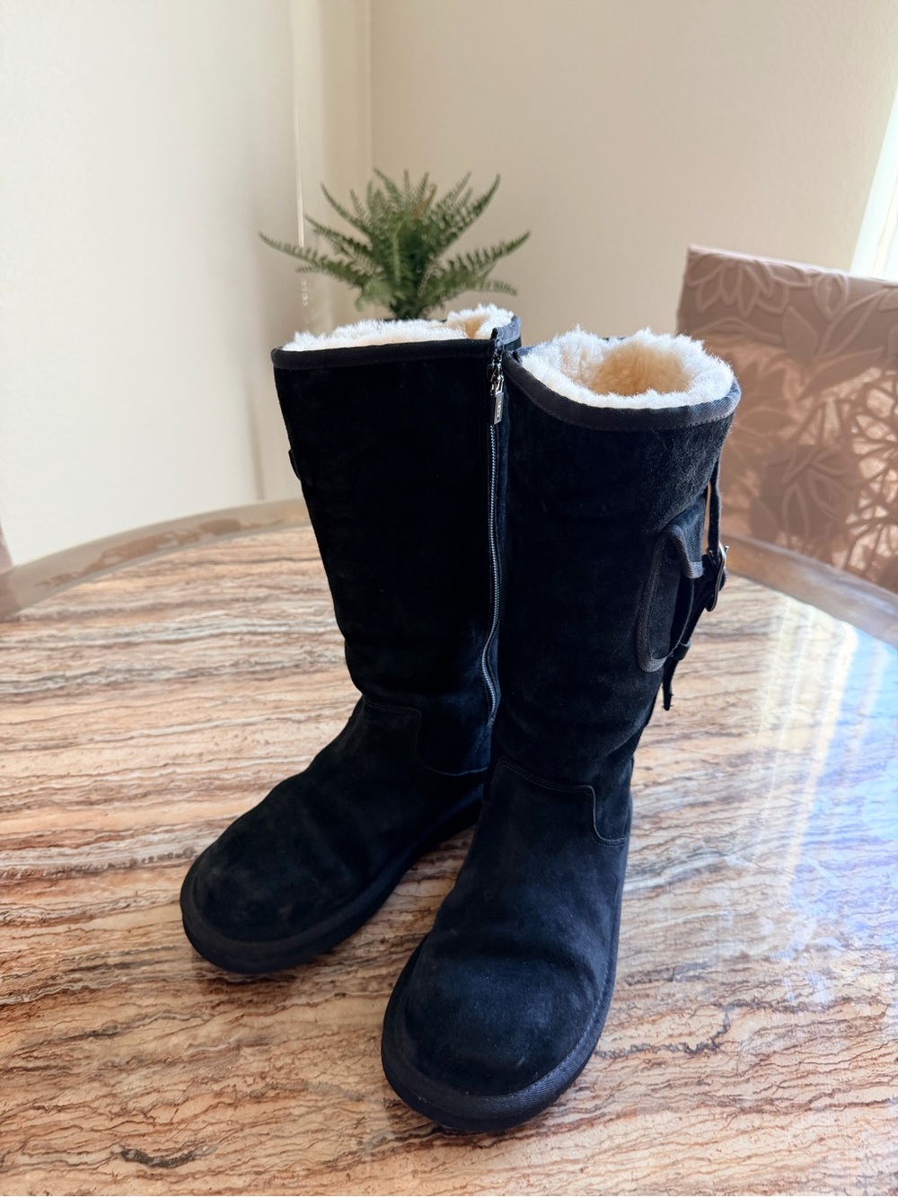 Ugg Australia 1895 Retro Black Mid-Calf Cargo Boots Size 7